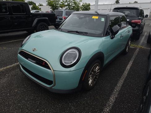 Used 2026 MINI Cooper S FWD image 1