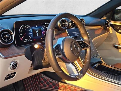Used 2023 Mercedes-Benz C 300 4MATIC Sedan image 9