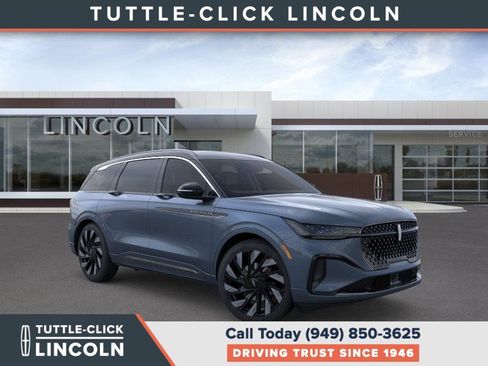 New 2026 Lincoln Nautilus Black Label w/ Jet Appearance Package image 7