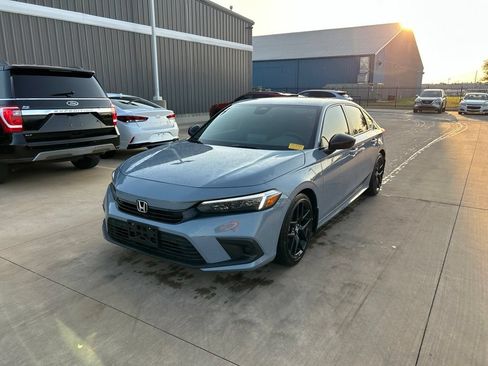 Used 2024 Honda Civic Sport image 1