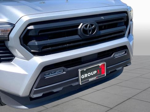 Certified 2024 Toyota Tacoma SR5 AWD/4WD image 28