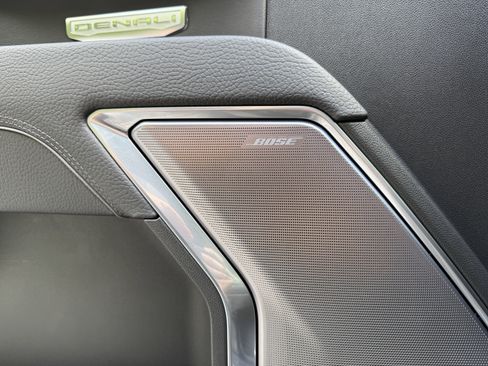 New 2025 GMC Sierra 1500 Denali w/ Denali Reserve Package image 39