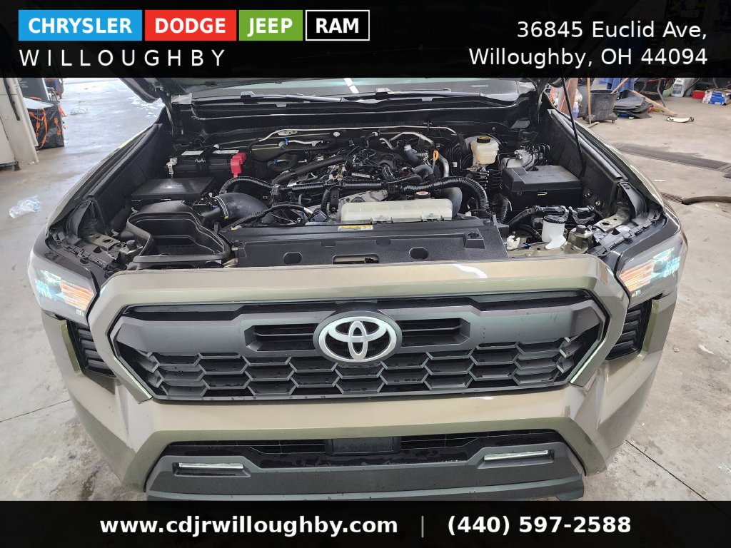 Used 2024 Toyota Tacoma TRD Off-Road AWD/4WD image 37