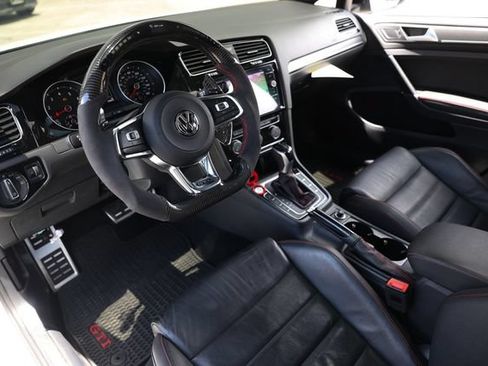 Used 2021 Volkswagen GTI SE FWD image 6