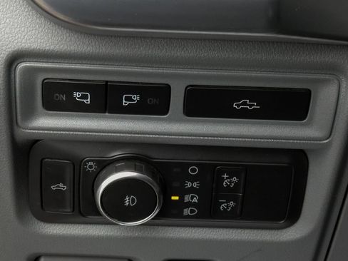 Used 2021 Ford F150 Lariat image 21