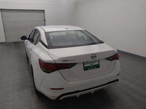 Used 2024 Nissan Sentra SV image 6