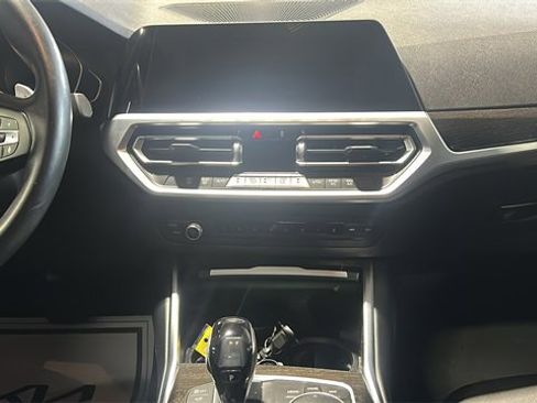 Used 2021 BMW 330i Sedan w/ Parking Assistance Package image 17