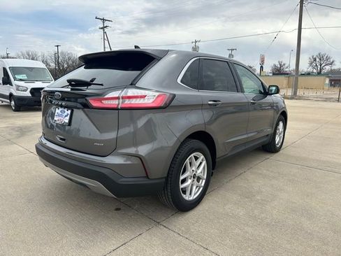 Certified 2023 Ford Edge SEL image 5