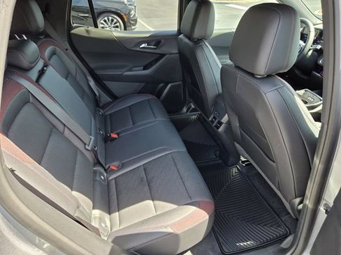 Certified 2026 Chevrolet Equinox RS w/ Convenience Package III FWD image 16