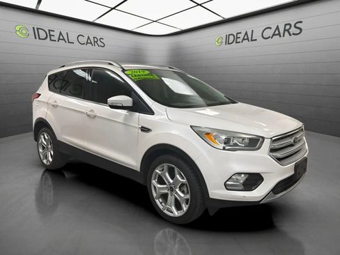 Used 2019 Ford Escape Titanium FWD image 3