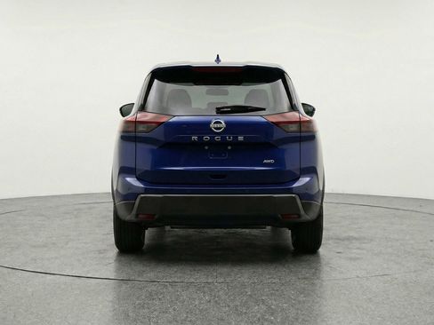 Used 2025 Nissan Rogue SV FWD image 7