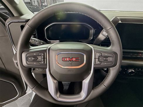 New 2026 GMC Sierra 2500 SLE w/ SLE Value Package; image 6