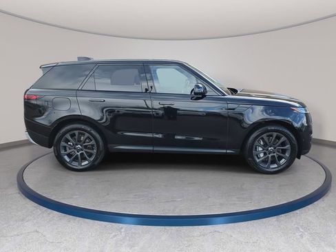Certified 2025 Land Rover Range Rover Sport SE AWD/4WD image 5