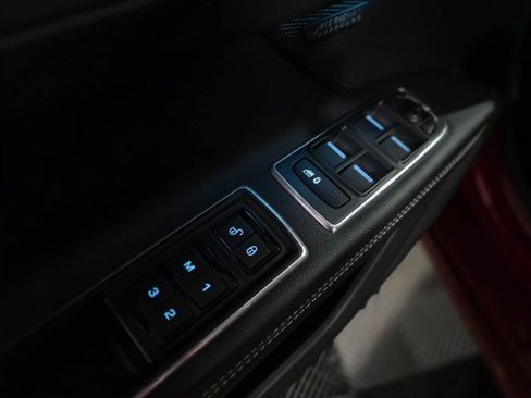 Used 2017 Jaguar XF R-Sport image 30