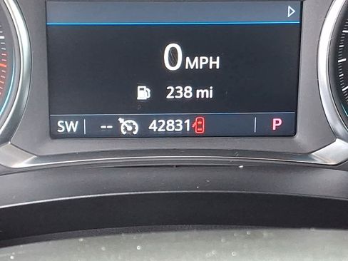 Used 2023 Chevrolet Traverse LT w/ LPO, Floor Liner Package image 21