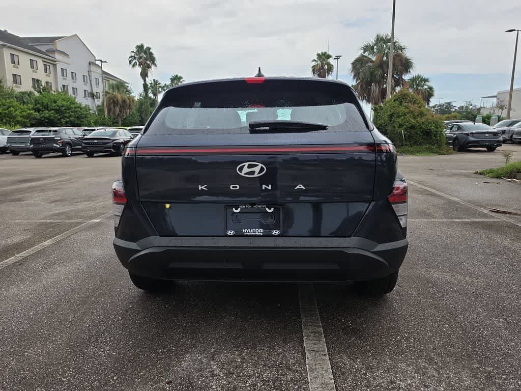 New 2027 Hyundai Kona SE FWD image 6
