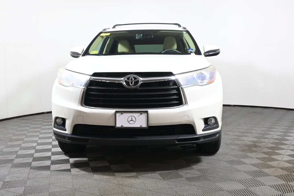 Used 2016 Toyota Highlander XLE AWD/4WD image 10