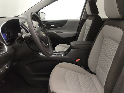 Used 2019 Chevrolet Equinox LT image 17
