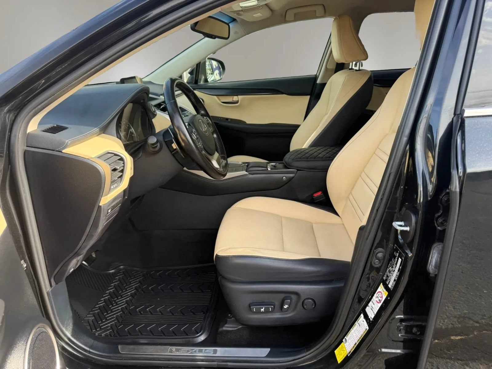 Used 2019 Lexus NX 300 FWD image 14