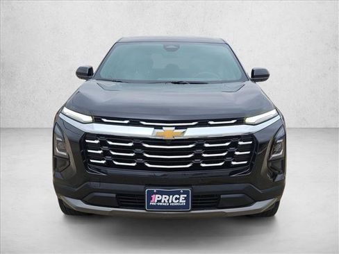 Used 2025 Chevrolet Equinox LT image 18