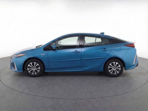 Used 2022 Toyota Prius Prime LE image 6