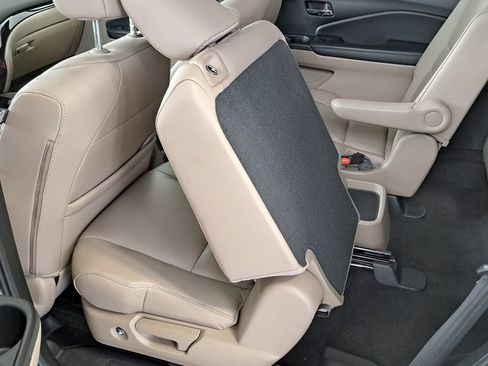 Used 2020 Honda Pilot Touring image 28