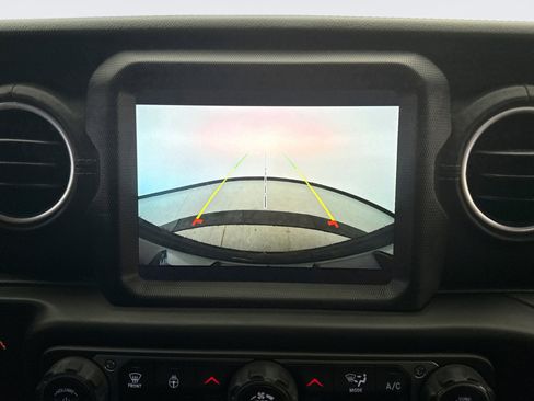 Used 2022 Jeep Wrangler Unlimited Sahara w/ Dual Top Group image 16