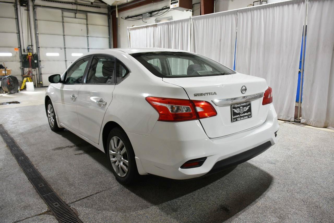 Used 2017 Nissan Sentra S FWD image 4