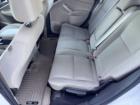 Used 2017 Ford Escape SE FWD image 32