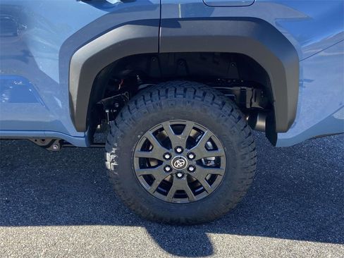 New 2026 Toyota 4Runner SR5 image 7