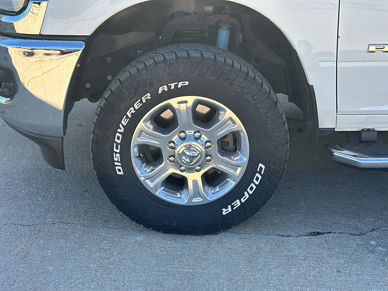 Used 2024 RAM 2500 Big Horn w/ Off Road Package AWD/4WD image 8