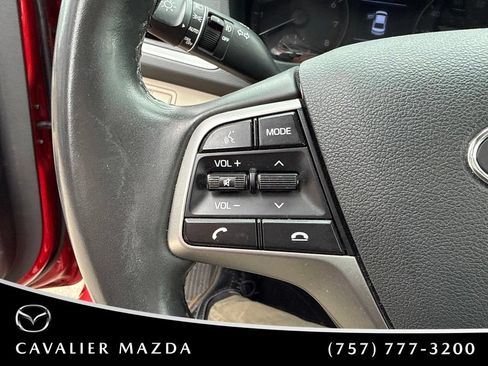 Used 2022 Hyundai Accent Limited FWD image 13