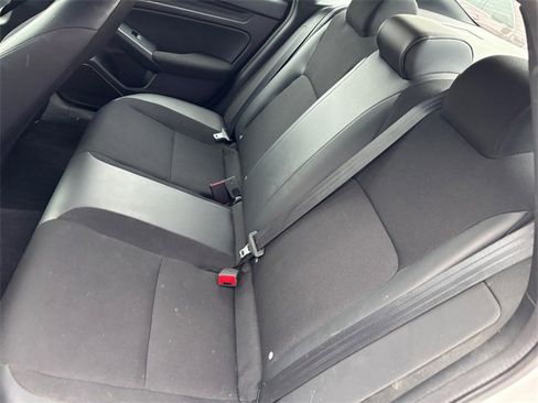 Certified 2024 Honda Civic Sport image 17