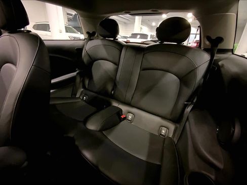 Used 2017 MINI Cooper 2-Door Hardtop image 19