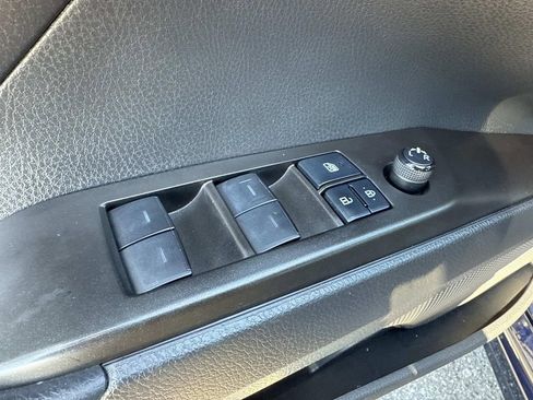 Used 2022 Toyota Camry SE image 26