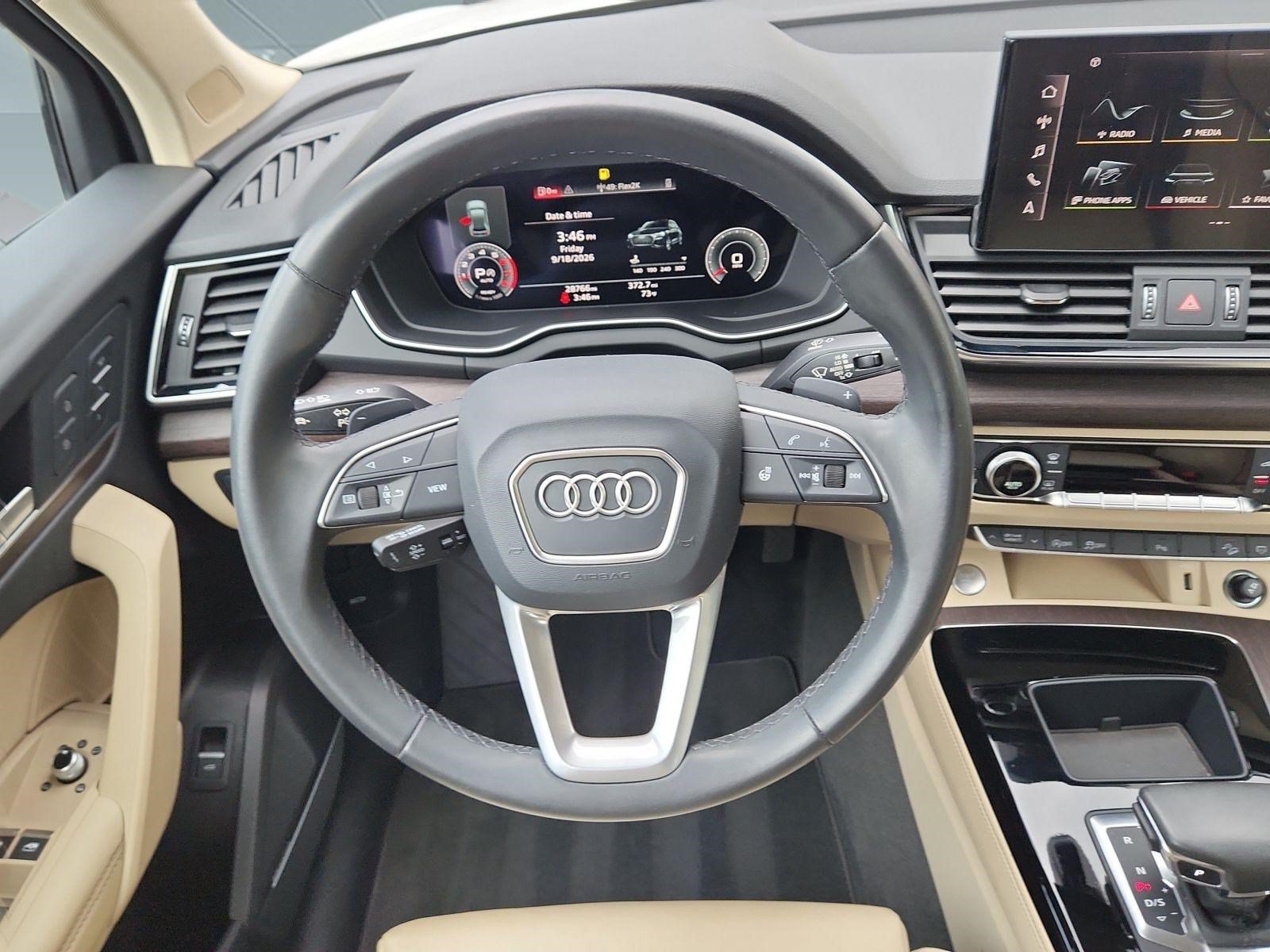 Used 2023 Audi Q5 2.0T Premium Plus w/ Premium Plus Package AWD/4WD image 16