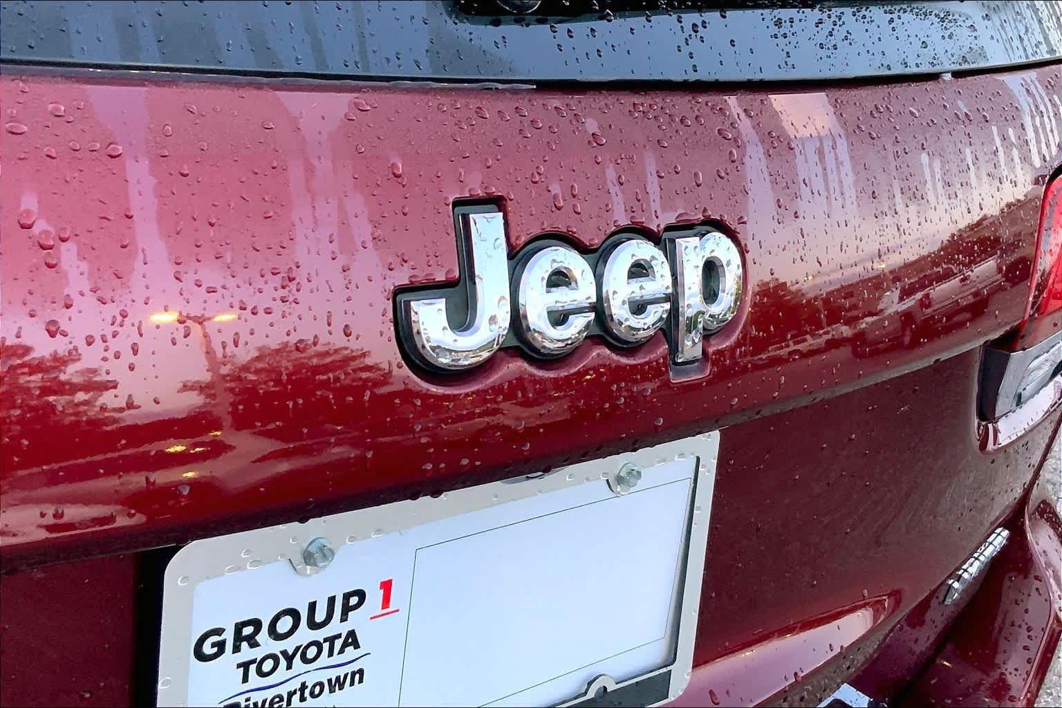 Used 2021 Jeep Grand Cherokee Limited RWD image 28