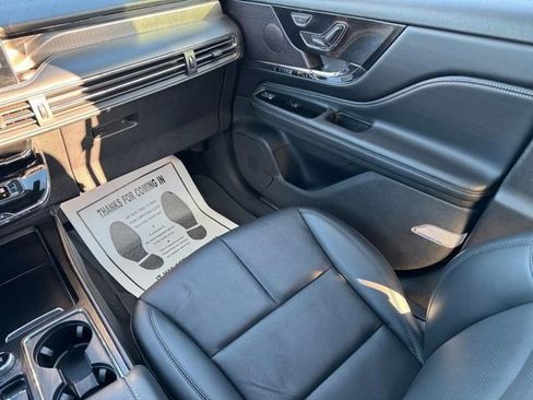 Used 2025 Lincoln Corsair Grand Touring w/ Equipment Group 301A image 15