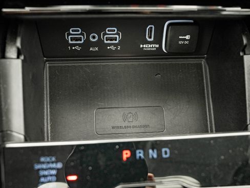 Used 2022 Jeep Grand Cherokee Limited 4xe w/ Luxury Tech Group II AWD/4WD image 38