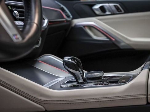 Certified 2023 BMW X6 xDrive40i w/ M Sport Package image 25