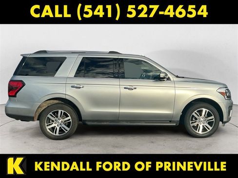 Used 2024 Ford Expedition Limited image 6
