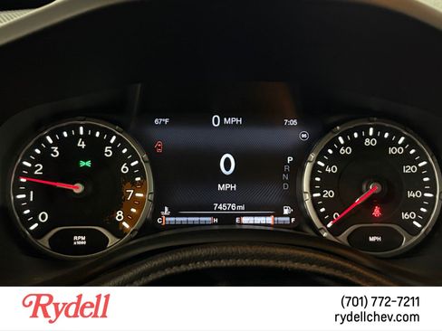 Used 2016 Jeep Renegade Limited AWD/4WD image 14