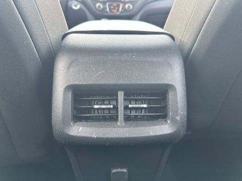 Used 2018 Chevrolet Equinox LT w/ LPO, Protection Package image 13