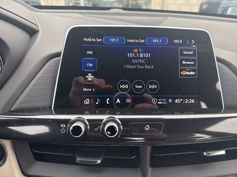 Certified 2025 Cadillac CT4 Luxury image 12