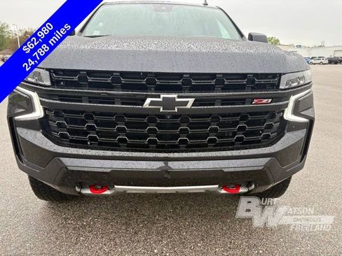 Used 2024 Chevrolet Tahoe Z71 w/ Luxury Package AWD/4WD image 9