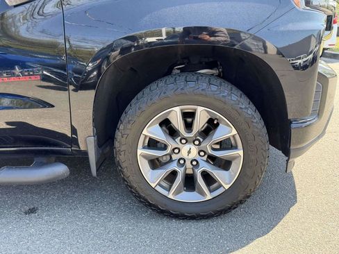Used 2019 Chevrolet Silverado 1500 RST AWD/4WD image 11