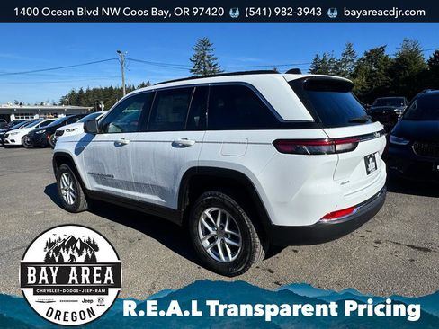 New 2026 Jeep Grand Cherokee Laredo X image 9