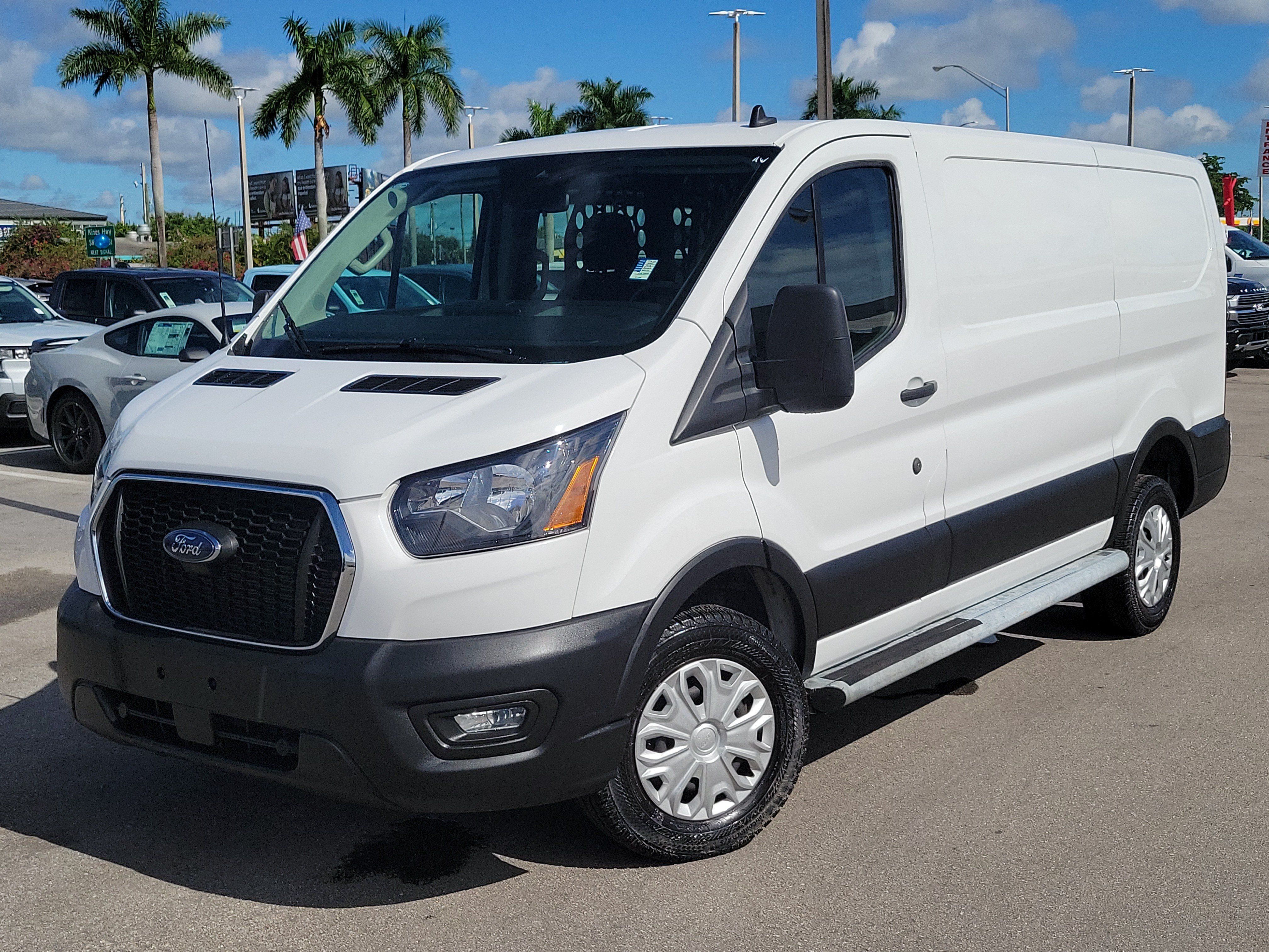 Used 2025 Ford Transit 250 Low Roof w/ Exterior Upgrade Package RWD 360° Tour