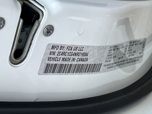 Used 2022 Chrysler Voyager LX FWD image 33