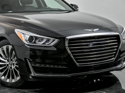 Used 2017 Genesis G90 5.0 Ultimate image 2